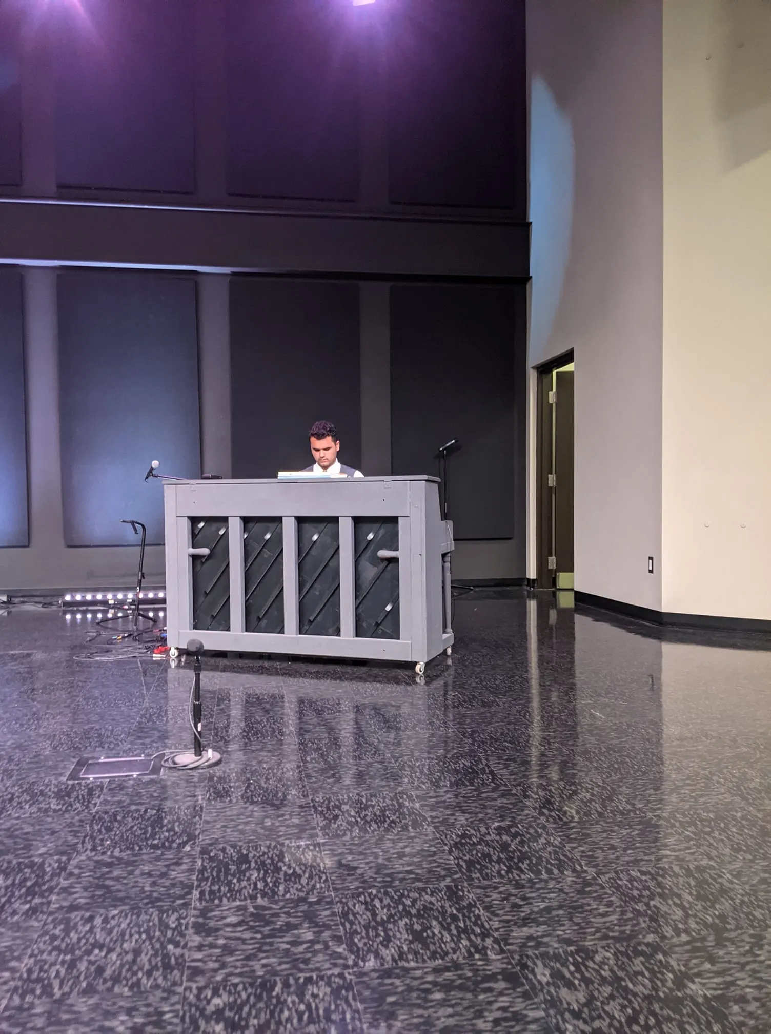 Justin playing piano at a wedding